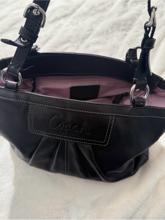 Coach Handbags - Coach Black Leather Shoulder Bag with Pink Lining